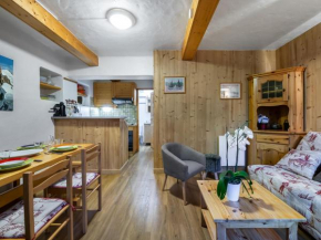 Appartement cosy avec terrasse, Courchevel 1850 - Rénové, parking, enfants bienvenus - FR-1-564-68